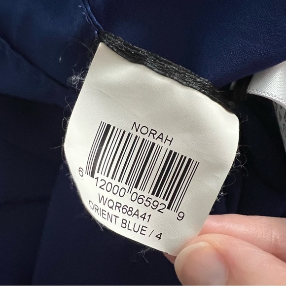 BCBCMaxazria Norah Maxi Dress in Orient Blue Chiffon Size 4 Wedding Formal Date - Picture 12 of 12